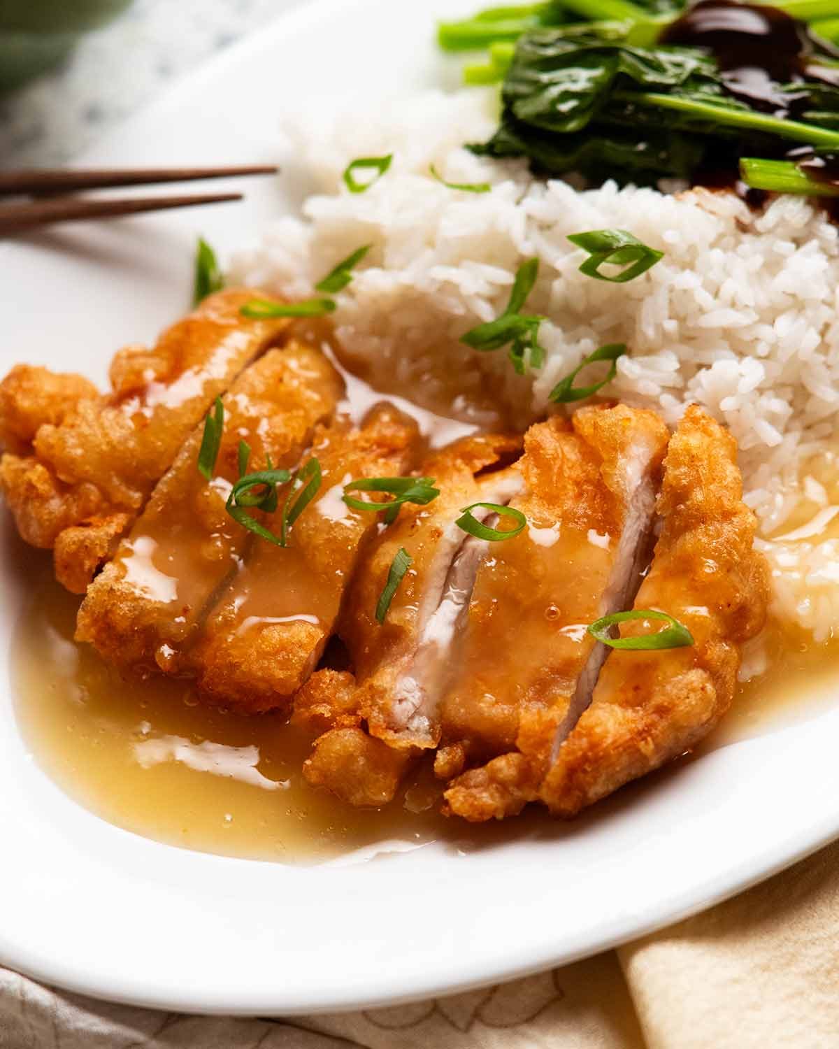 Homemade Crispy Lemon Chicken: Master the Zesty Sauce & Perfect Crunch